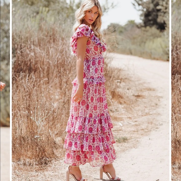 SOHA PAISLEY RUFFLE TIERED MAXI DRESS by VICI - Picture 4 of 4